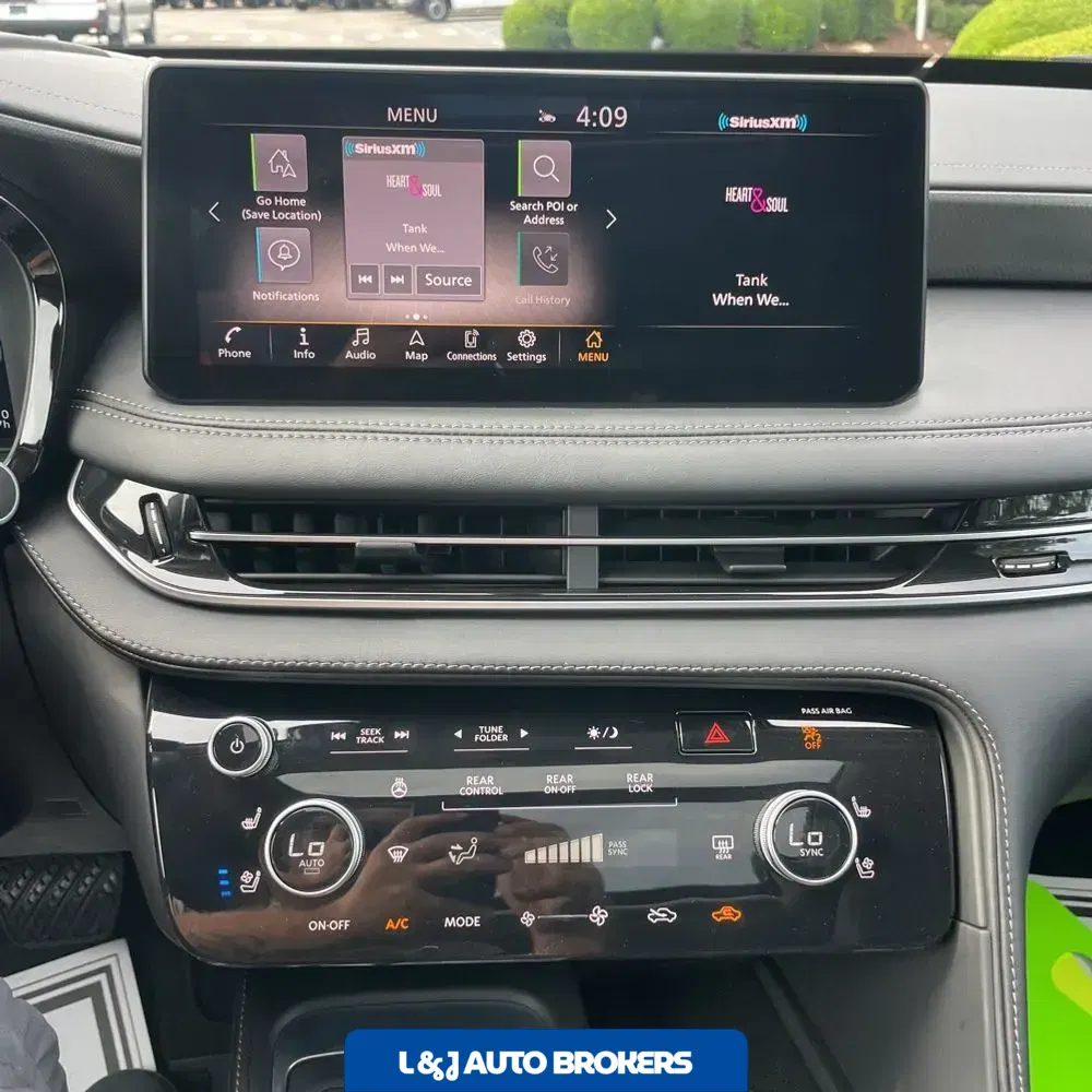 2025 INFINITI QX60 Luxe