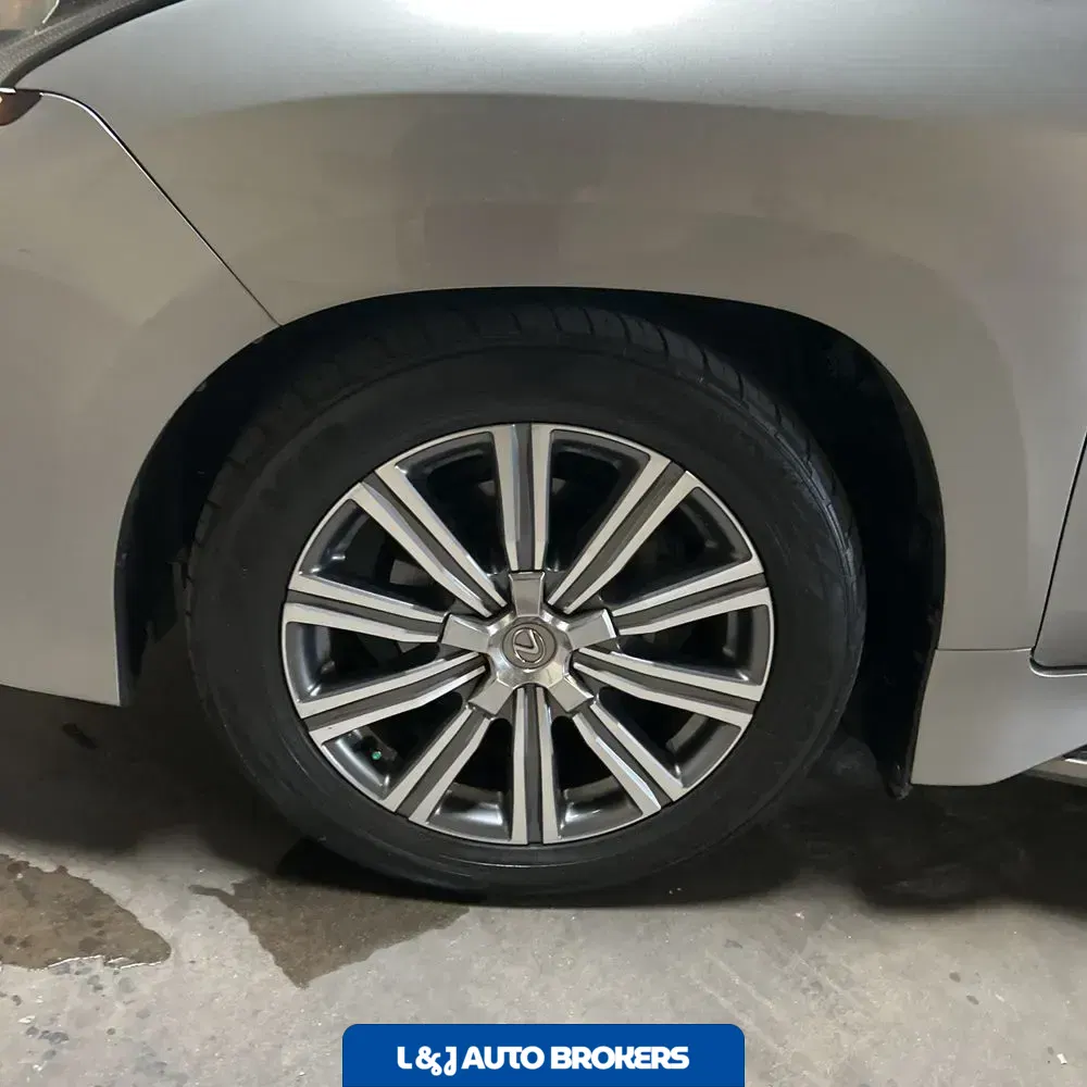 2018 Lexus LX 570 Two-Row
