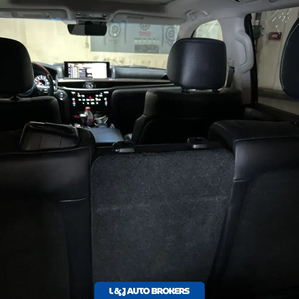 2018 Lexus LX 570 Two-Row