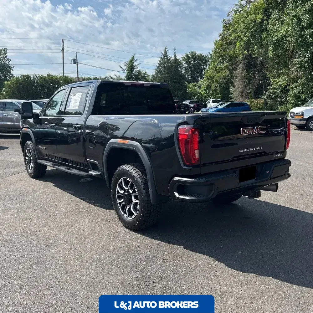 2023 GMC Sierra 2500HD AT4