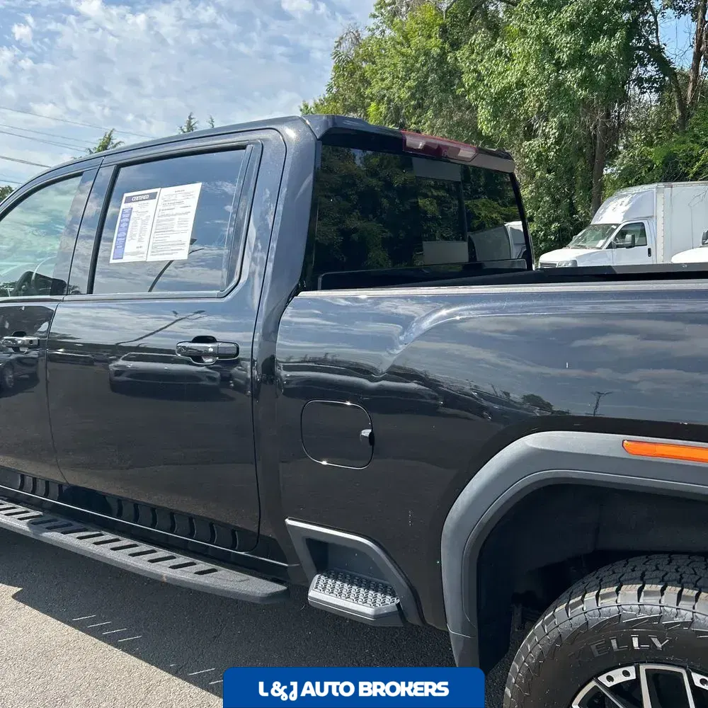 2023 GMC Sierra 2500HD AT4