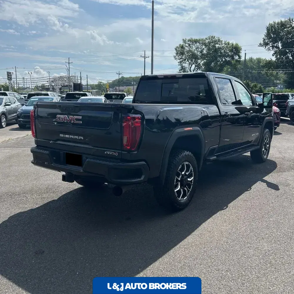 2023 GMC Sierra 2500HD AT4