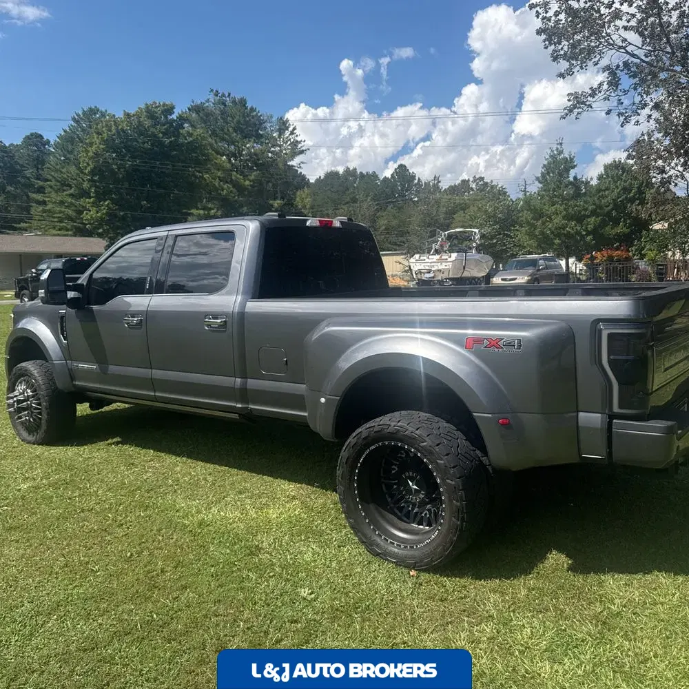 2021 Ford F-450 Super Duty Platinum