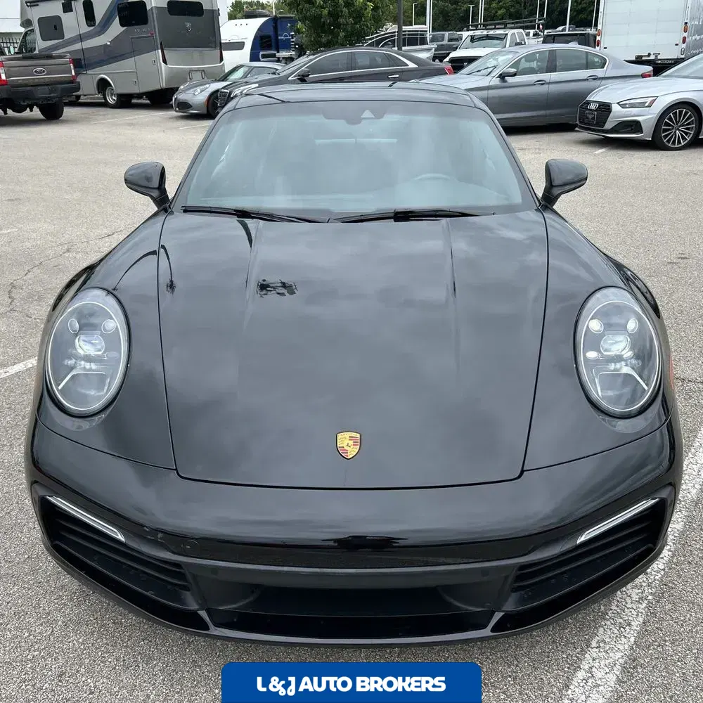 2020 Porsche 911 Carrera 4