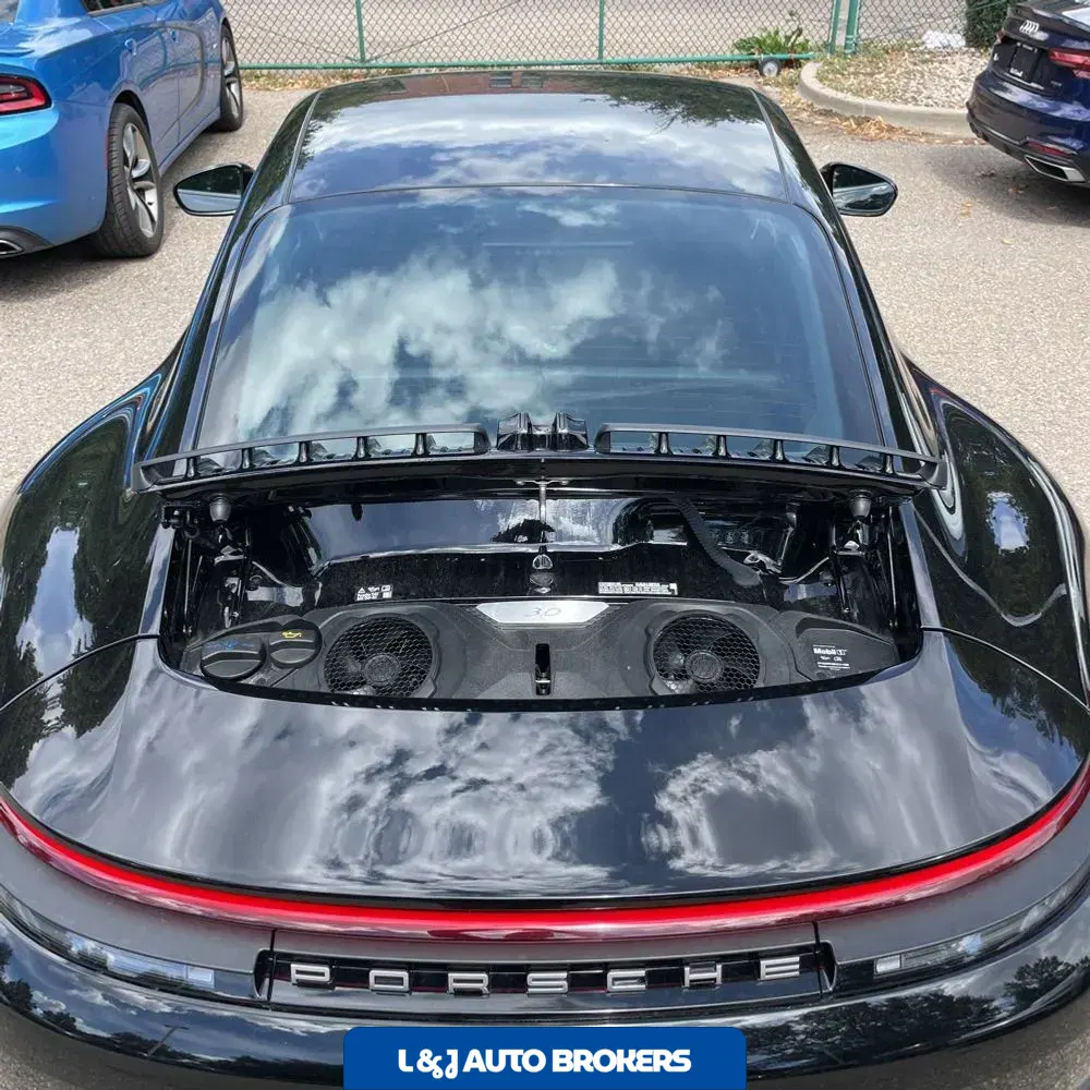 2025 Porsche 911 Carrera