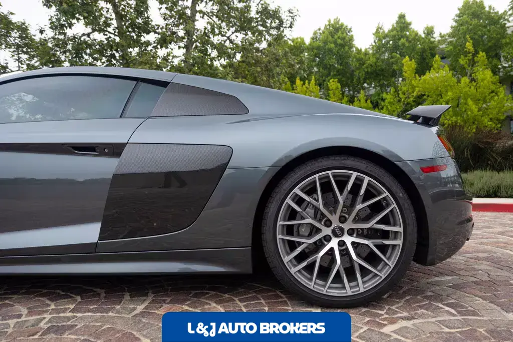 2017 Audi R8 V10 Plus Coupe Quattro S tronic