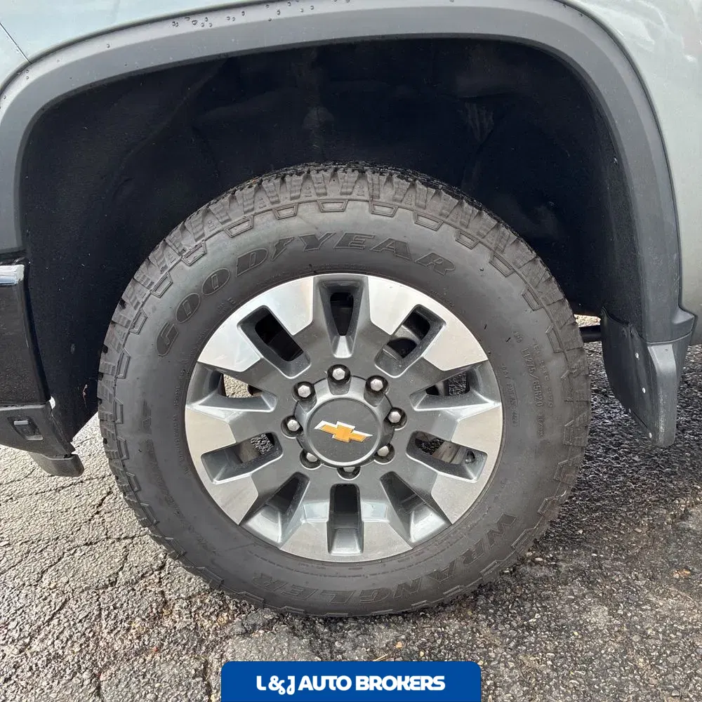 2024 Chevrolet Silverado 2500 Custom