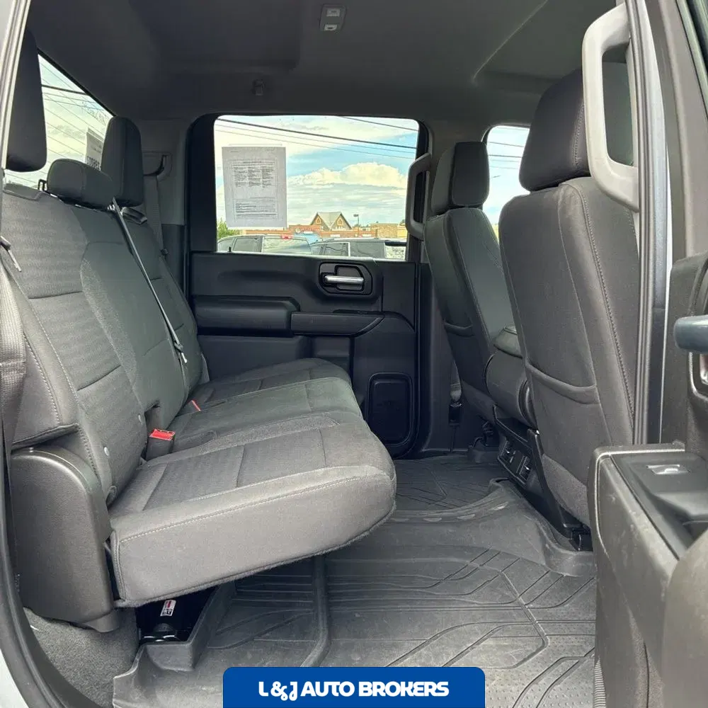 2024 Chevrolet Silverado 2500 Custom