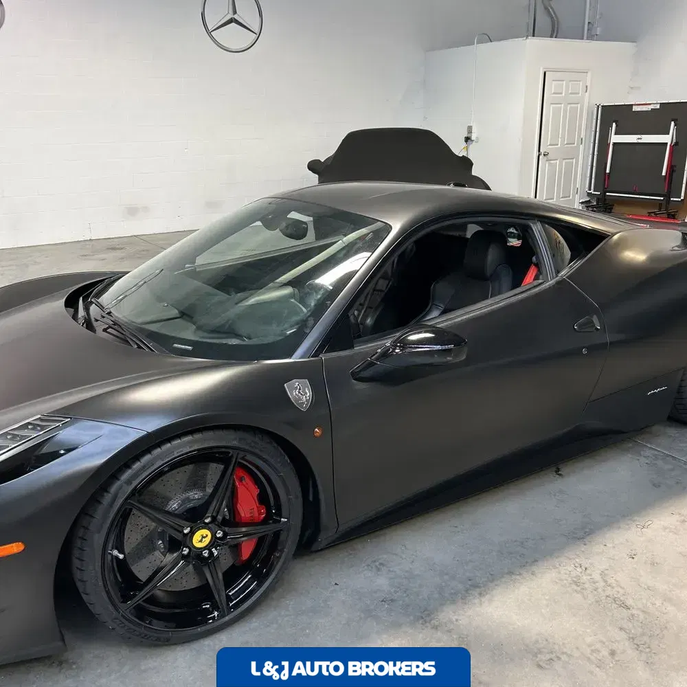 2010 Ferrari 458 Italia Base