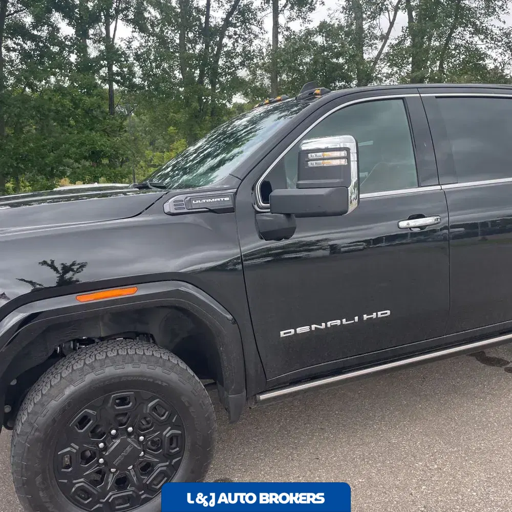 2025 GMC Sierra 2500HD Denali Ultimate