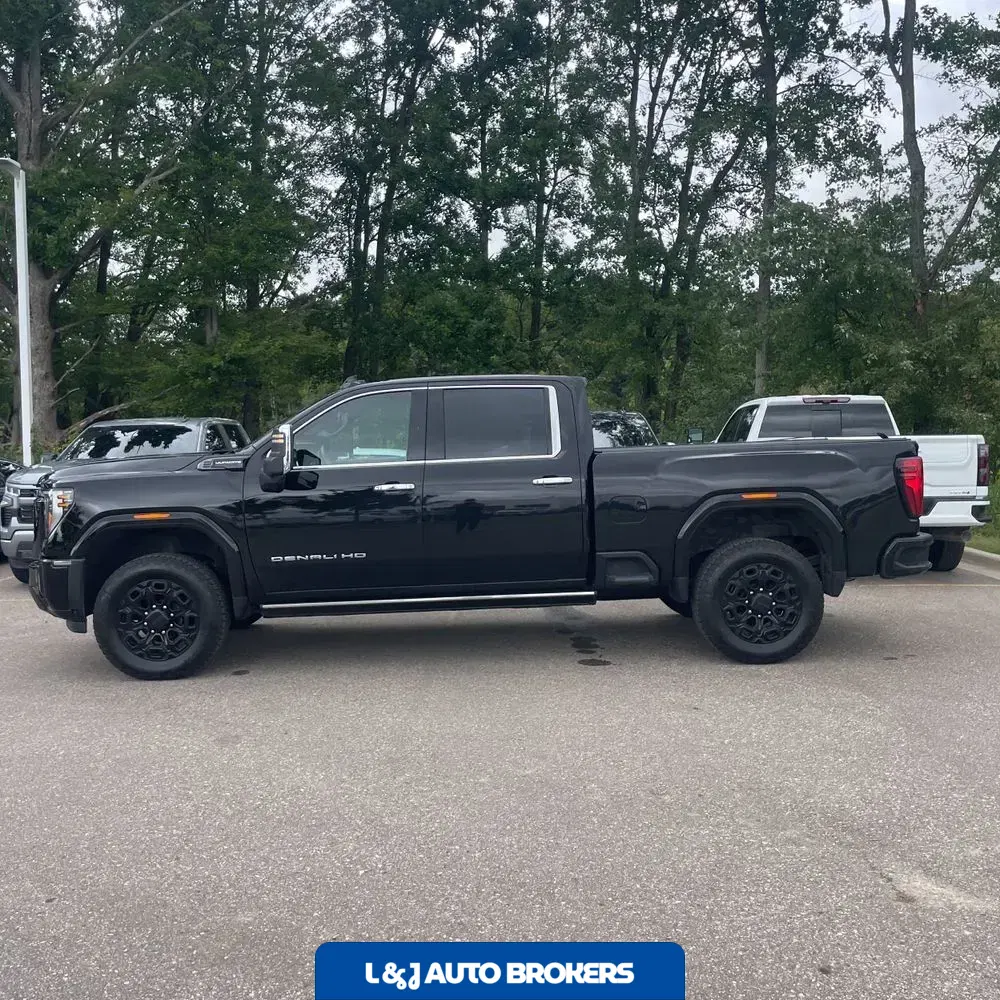 2025 GMC Sierra 2500HD Denali Ultimate