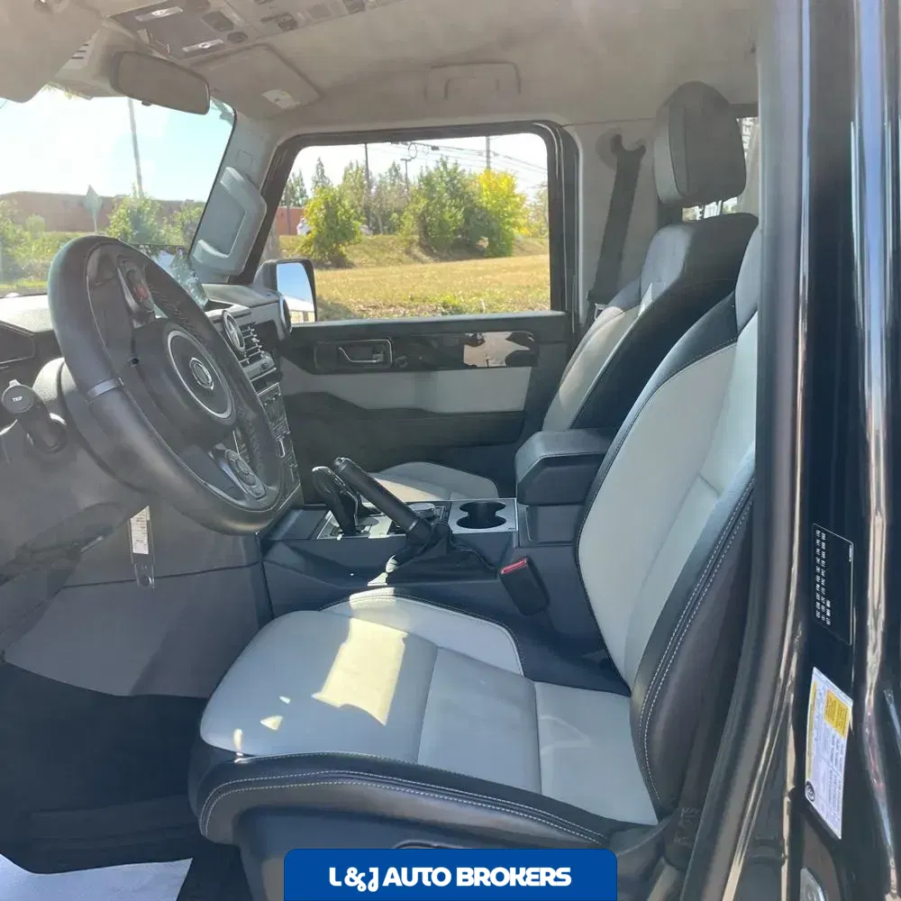 2024 INEOS Grenadier Base 4D SUV