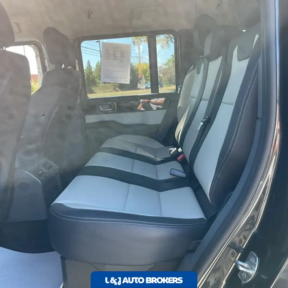 2024 INEOS Grenadier Base 4D SUV