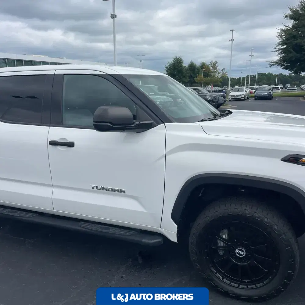 2022 Toyota Tundra SR5