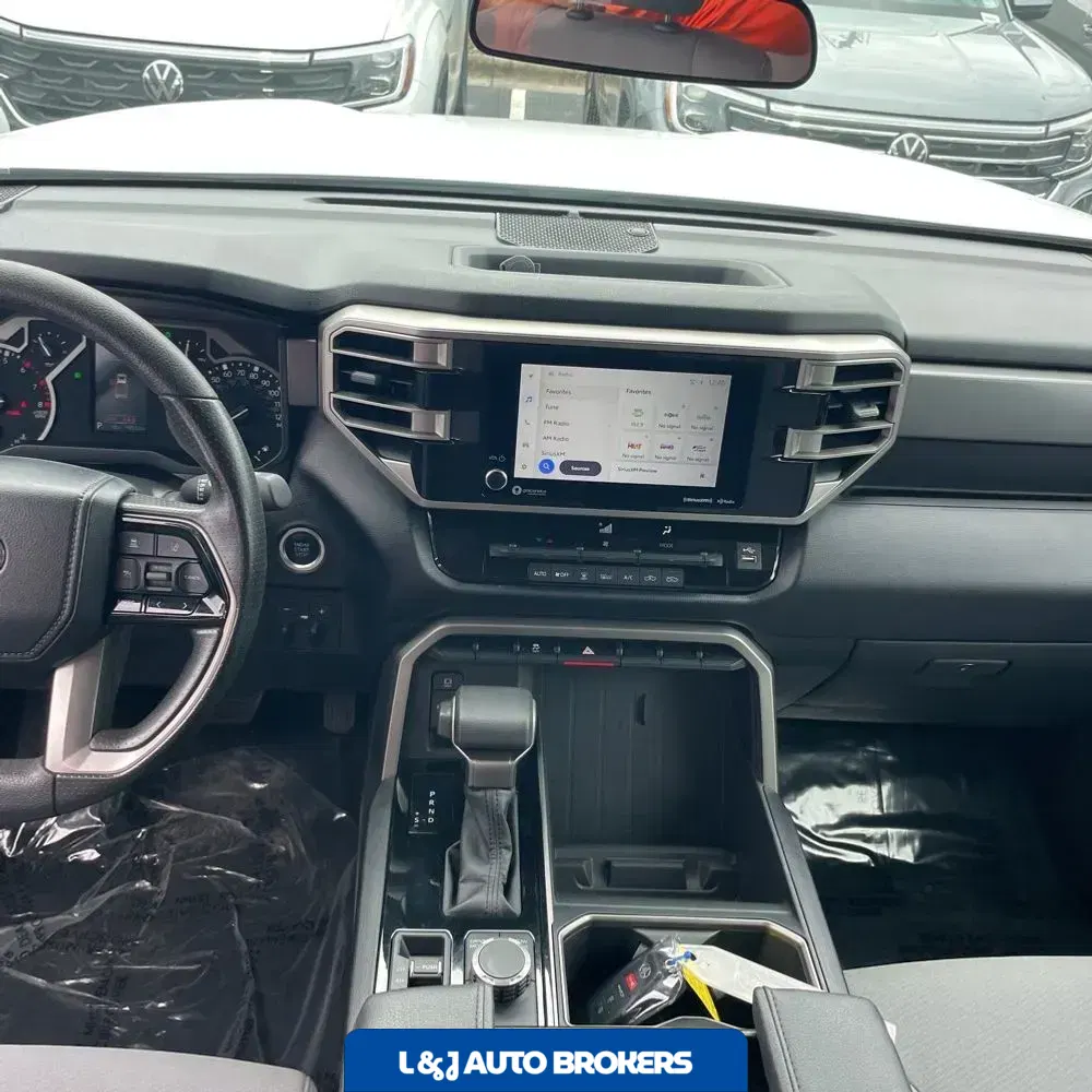 2022 Toyota Tundra SR5