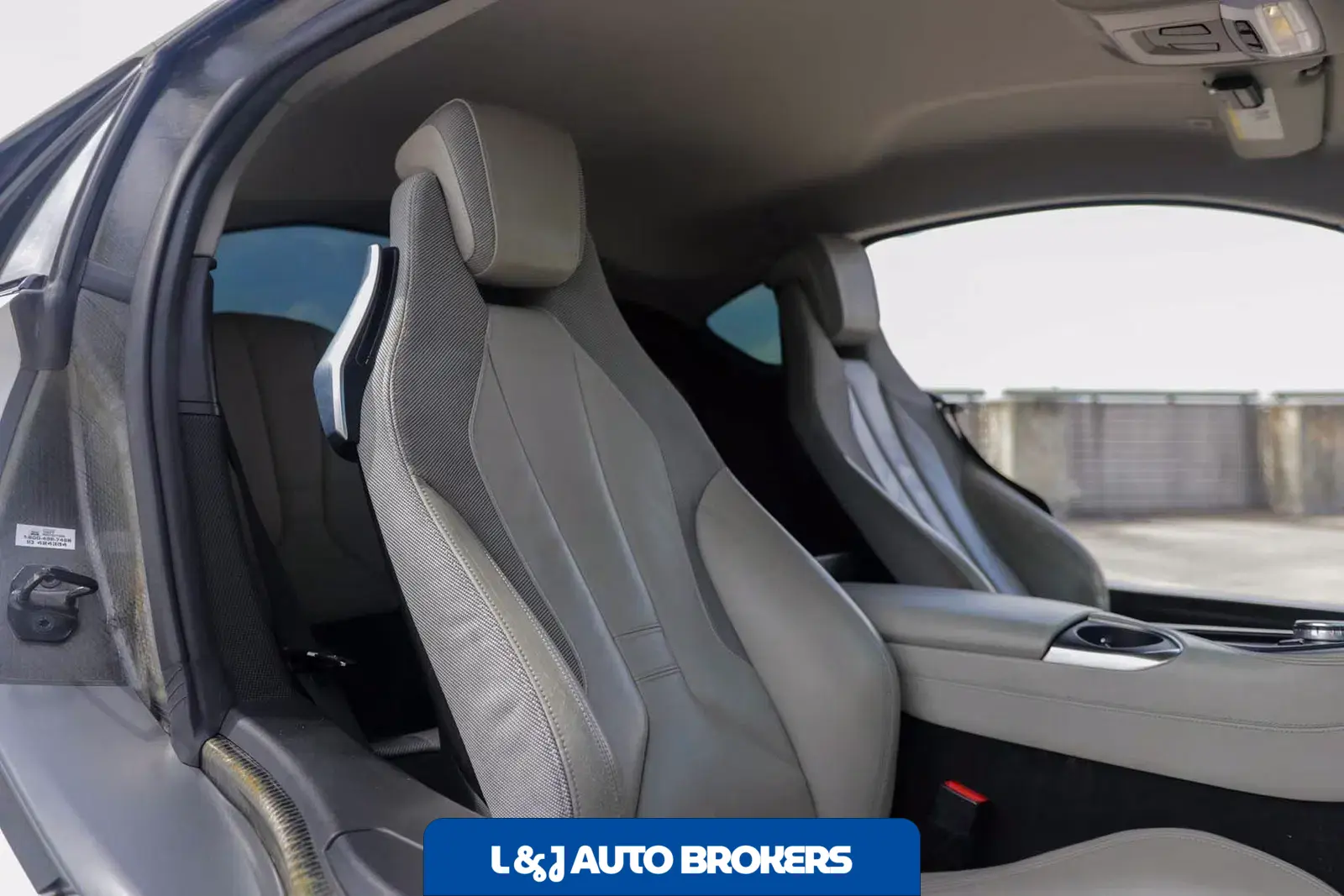 2016 BMW I8
