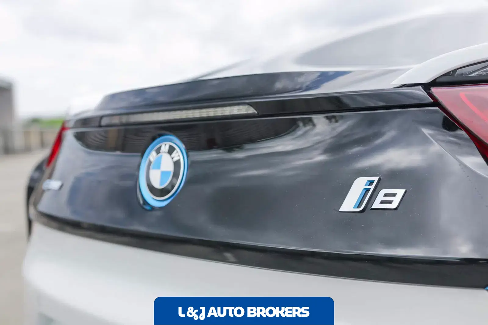 2016 BMW I8