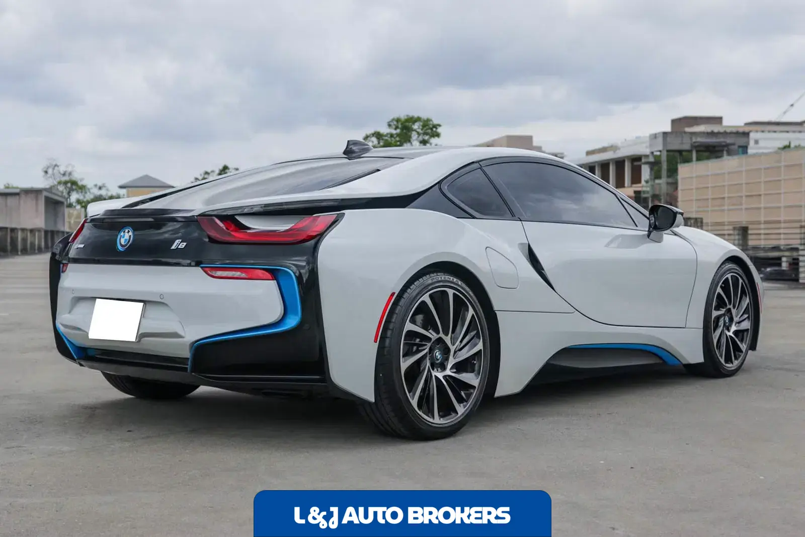 2016 BMW I8