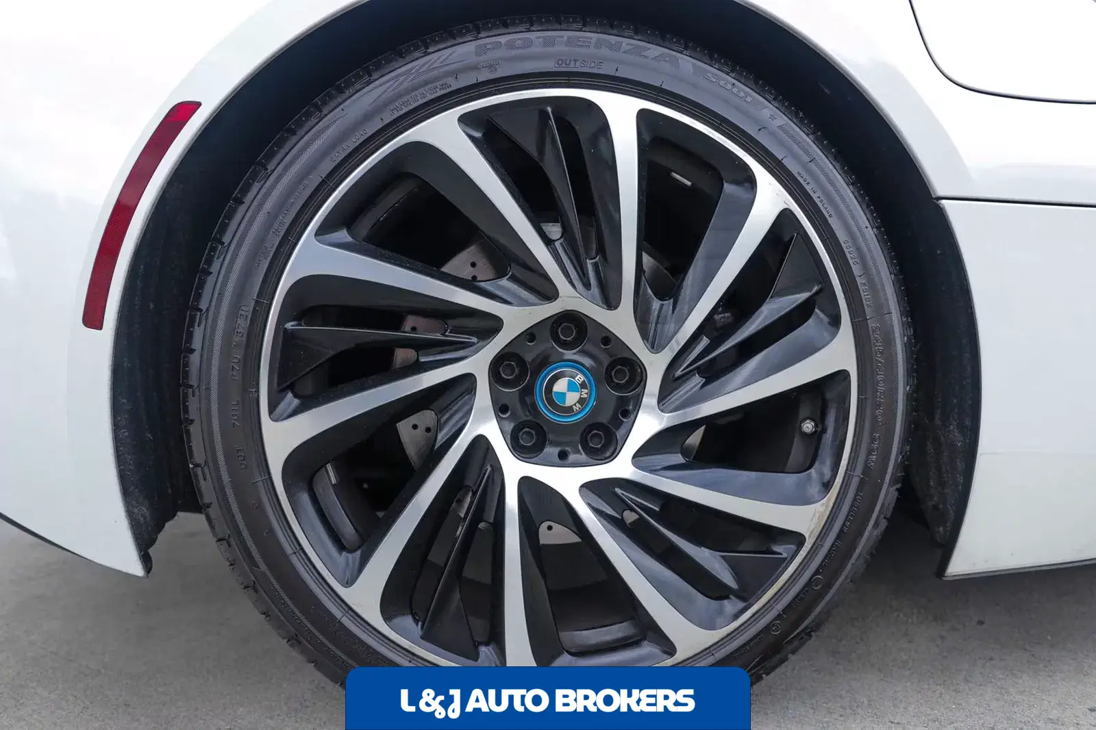 2016 BMW I8