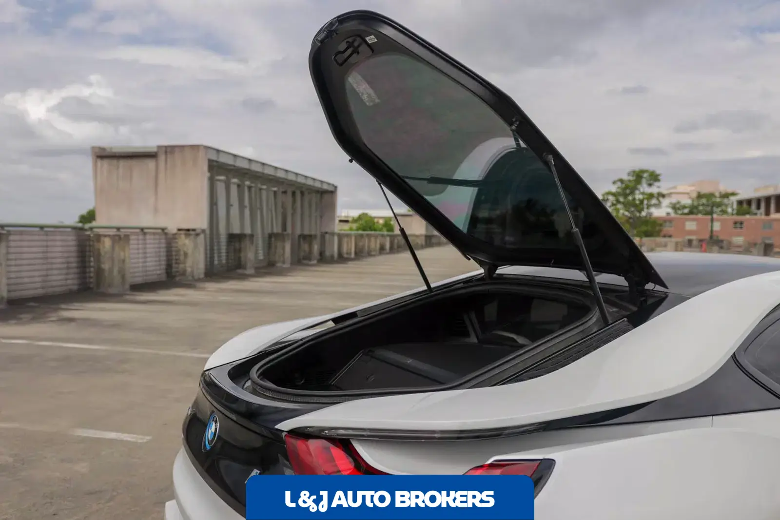 2016 BMW I8