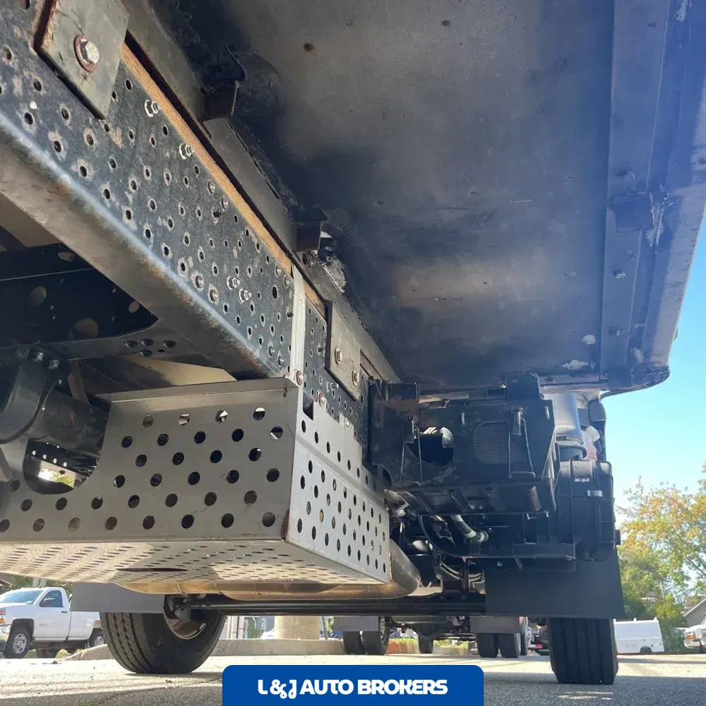 2022 Chevrolet Refrigerator box truck 4500