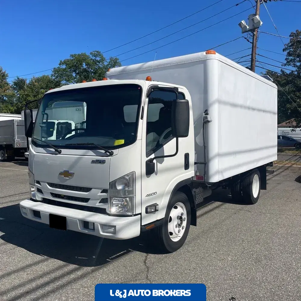 2022 Chevrolet Refrigerator box truck 4500