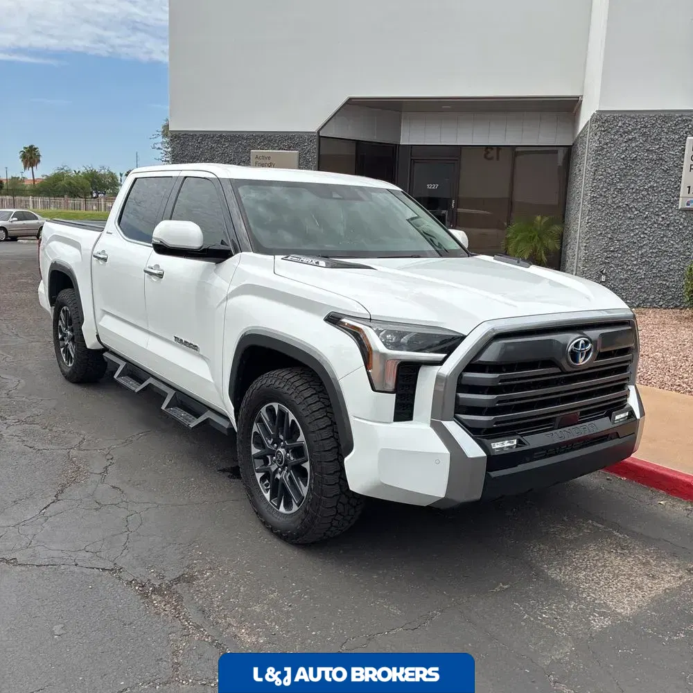 2023 Toyota Tundra Limited HV