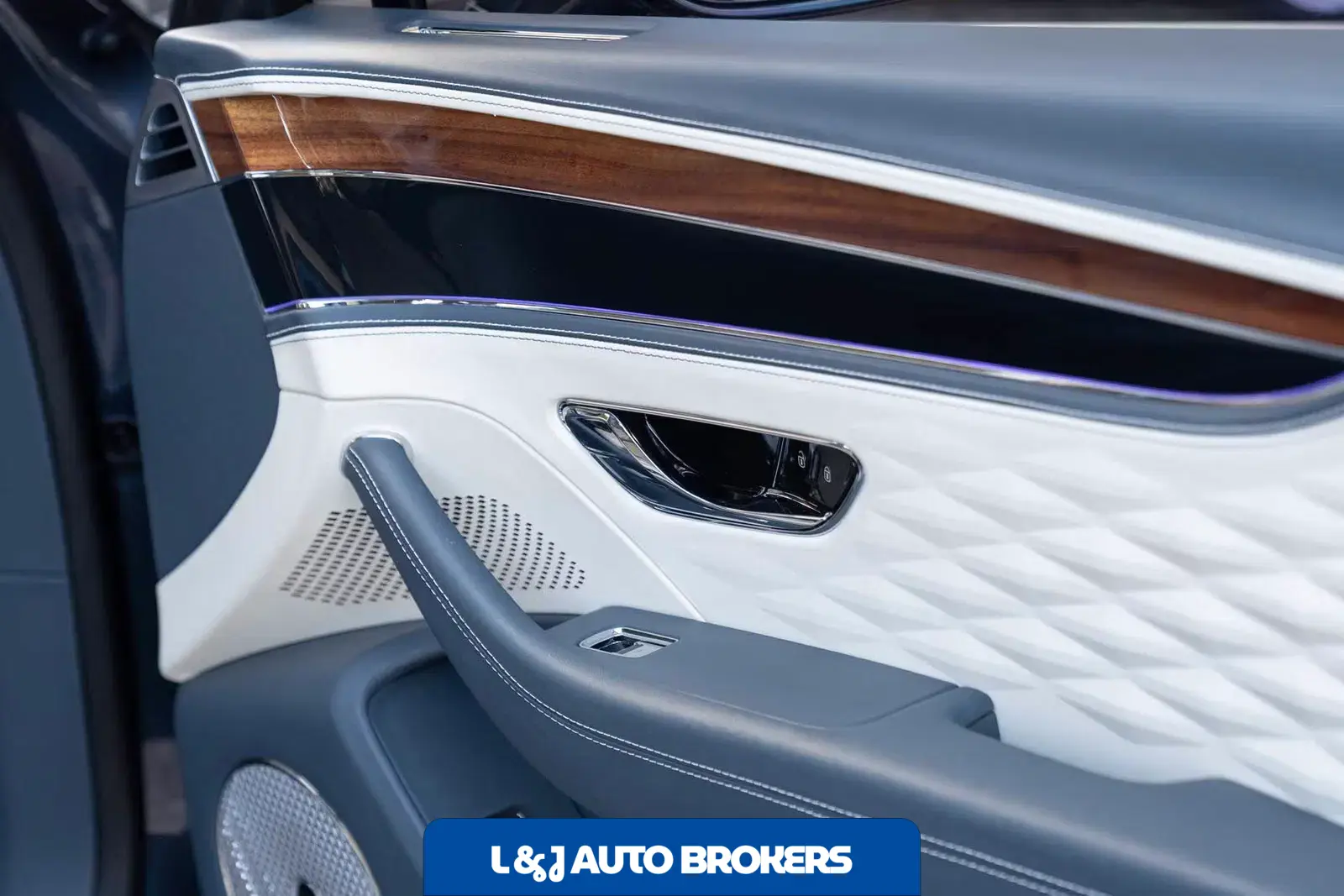 2020 Bentley Flying Spur W12 Sedan