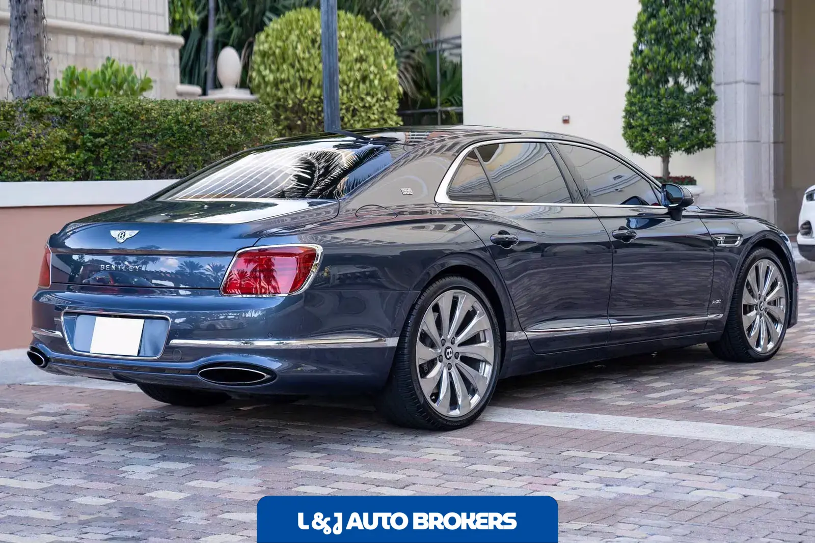 2020 Bentley Flying Spur W12 Sedan