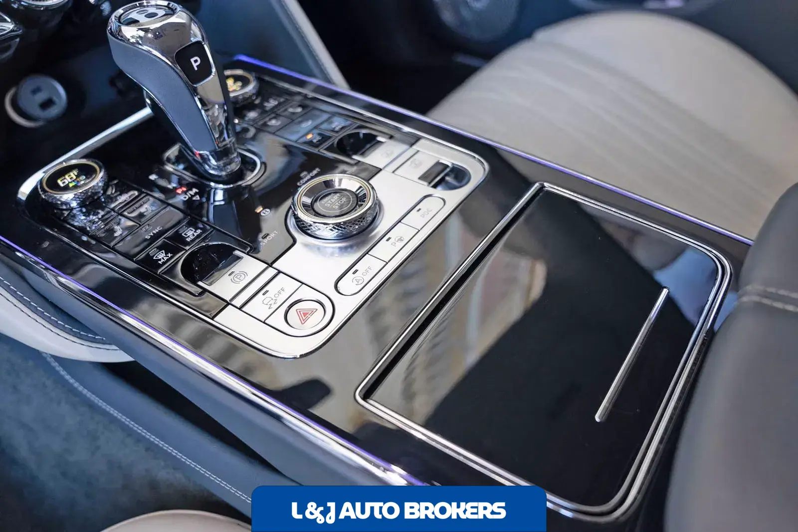 2020 Bentley Flying Spur W12 Sedan