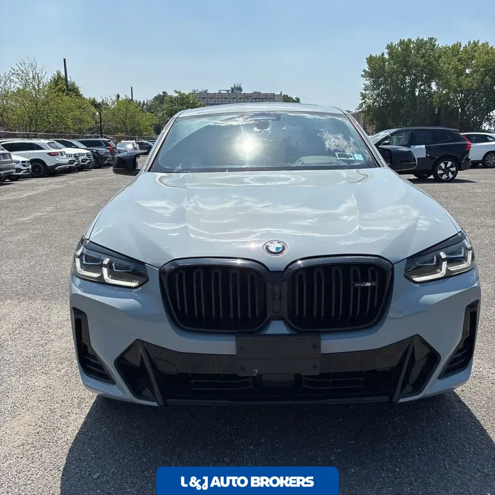 2024 BMW X4 M40i