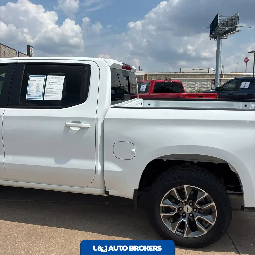2024 Chevrolet Silverado 1500 RST