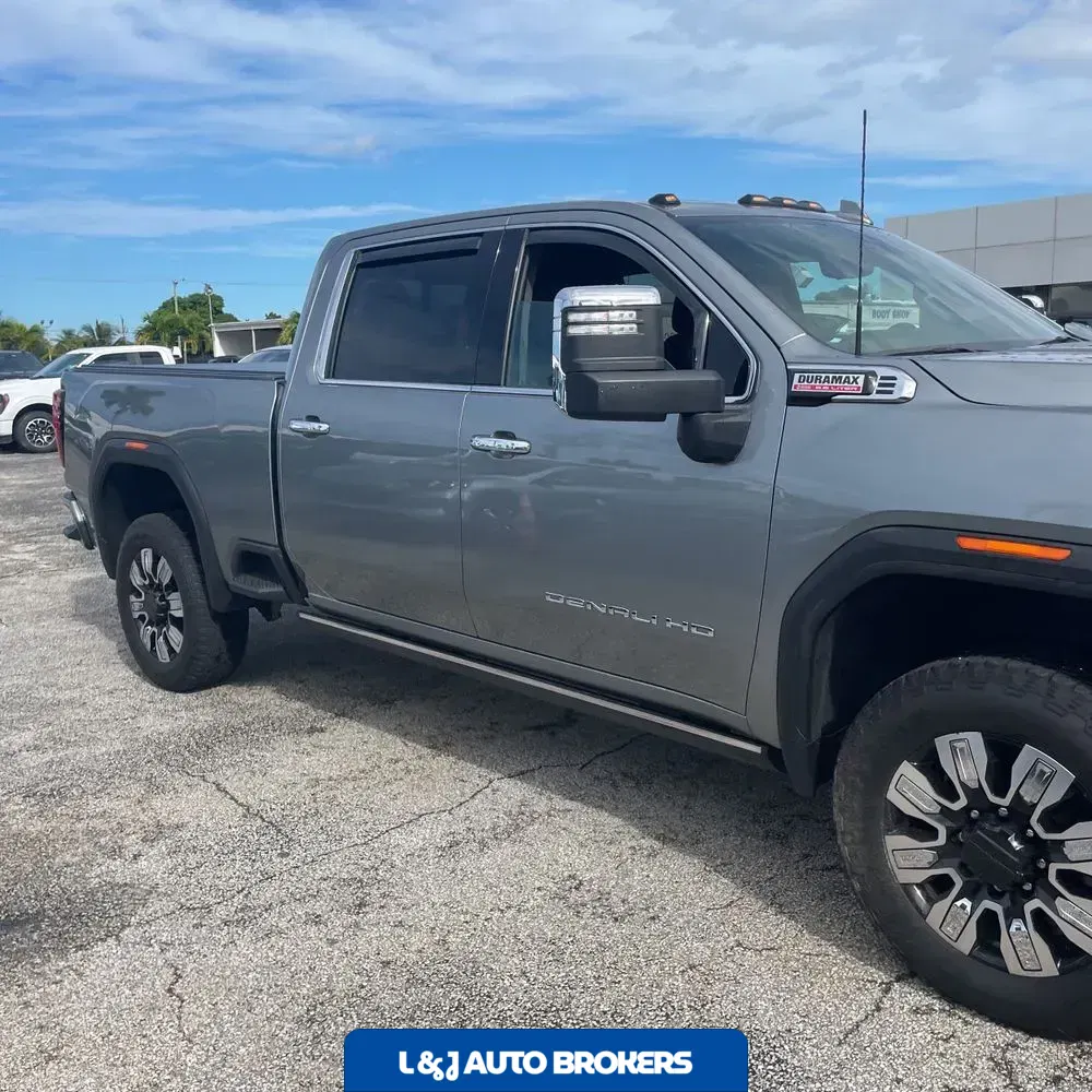 2024 GMC Sierra 2500HD Denali