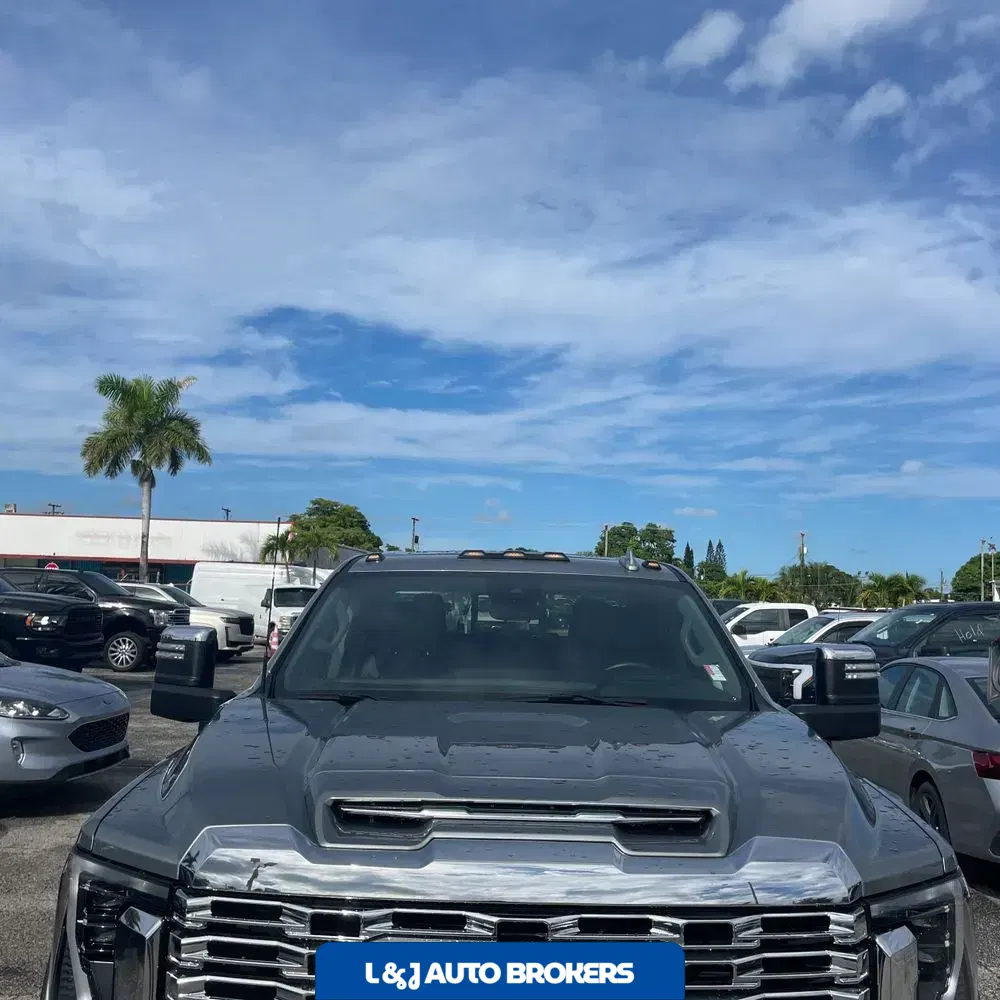 2024 GMC Sierra 2500HD Denali