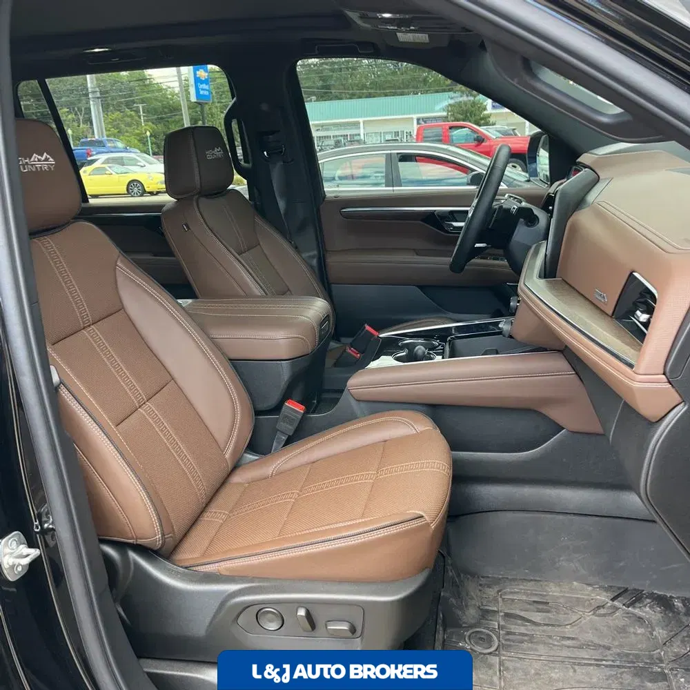 2025 Chevrolet Suburban High Country
