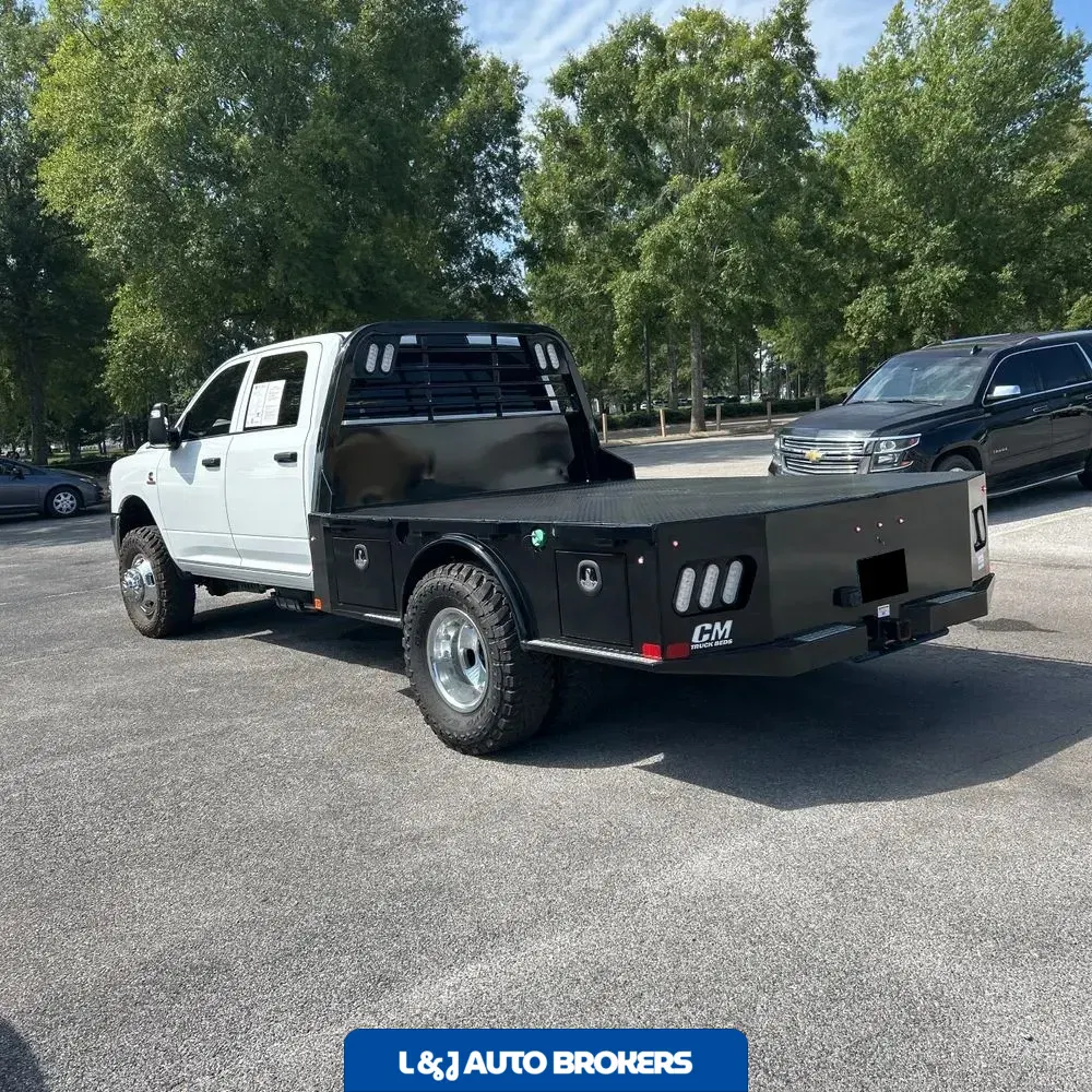 2024 Ram 3500 Cab/Chassis Tradesman