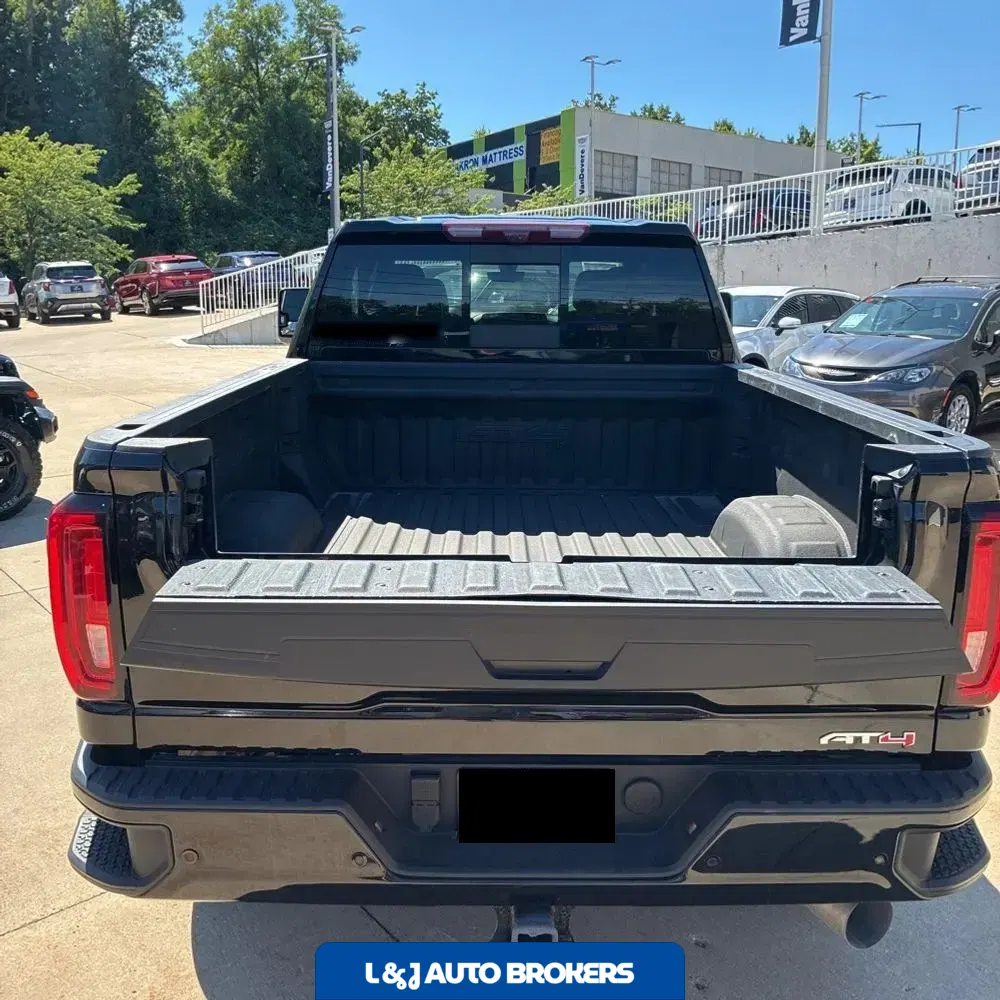2022 GMC Sierra 2500 AT4