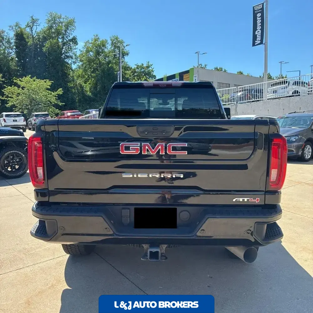 2022 GMC Sierra 2500 AT4