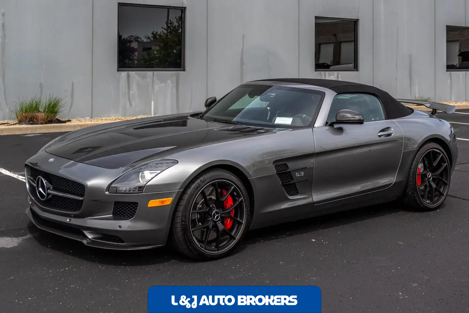 2015 Mercedes-Benz SLS AMG GT Roadster Final Edition