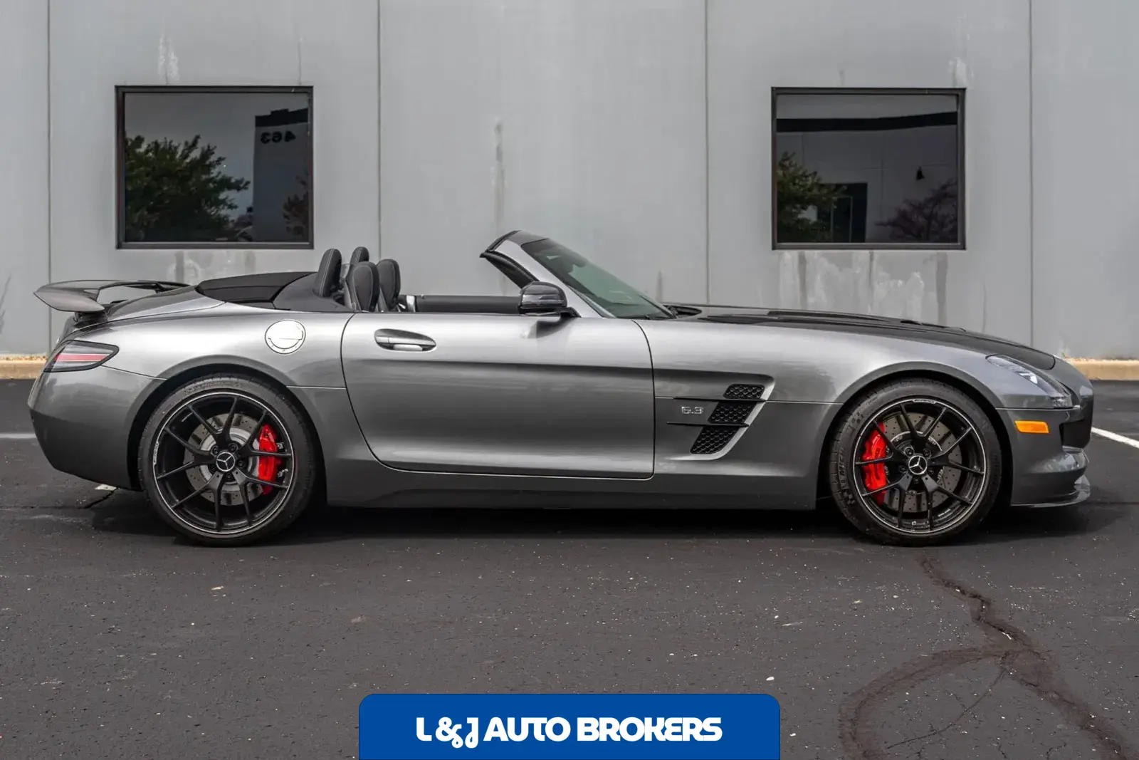 2015 Mercedes-Benz SLS AMG GT Roadster Final Edition