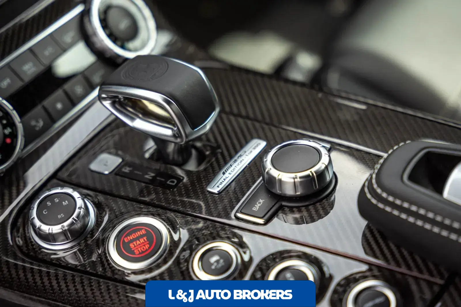 2015 Mercedes-Benz SLS AMG GT Roadster Final Edition