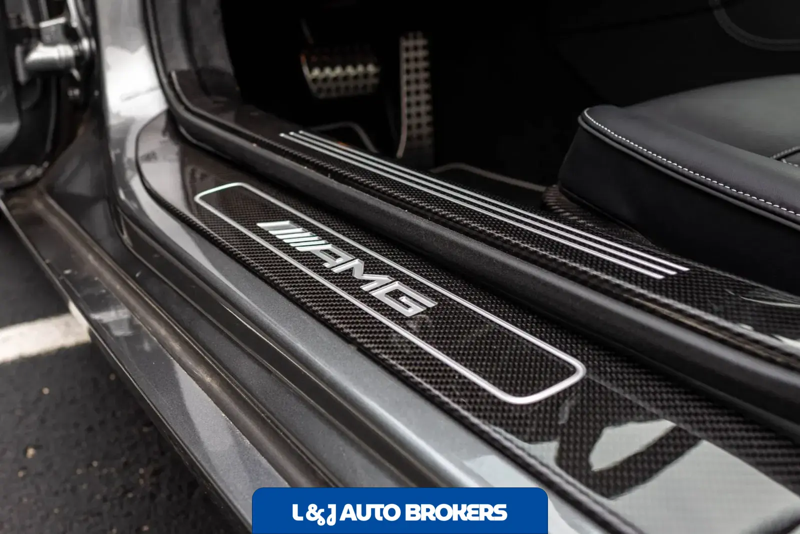 2015 Mercedes-Benz SLS AMG GT Roadster Final Edition