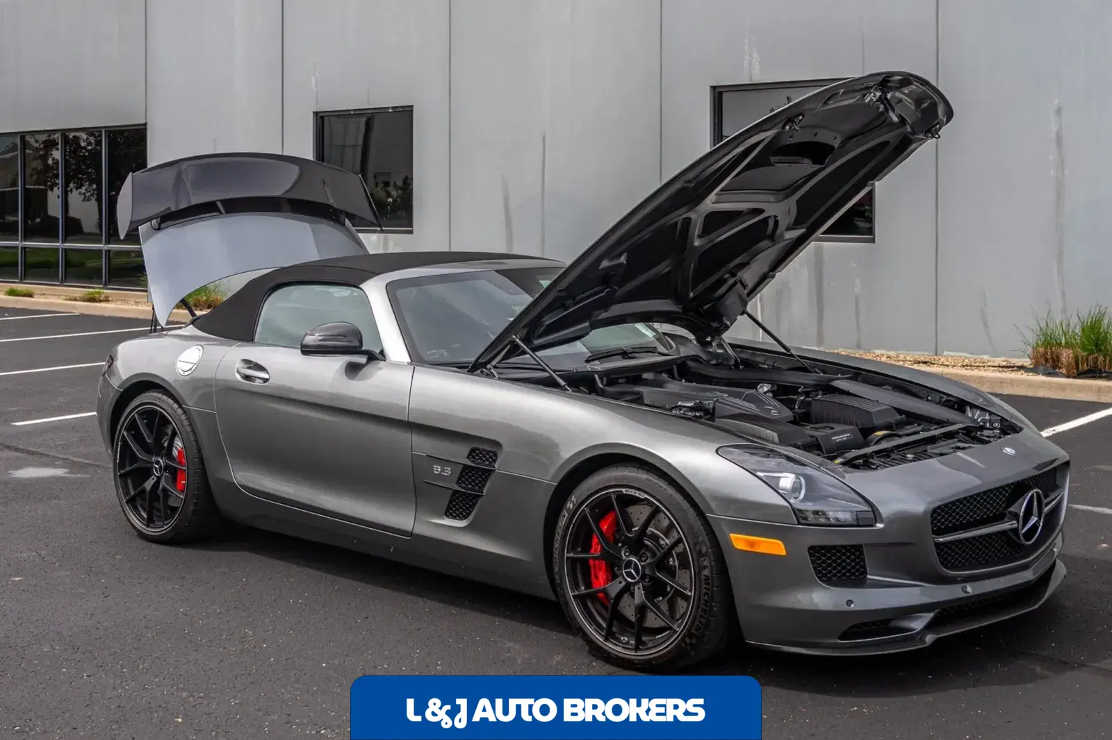 2015 Mercedes-Benz SLS AMG GT Roadster Final Edition