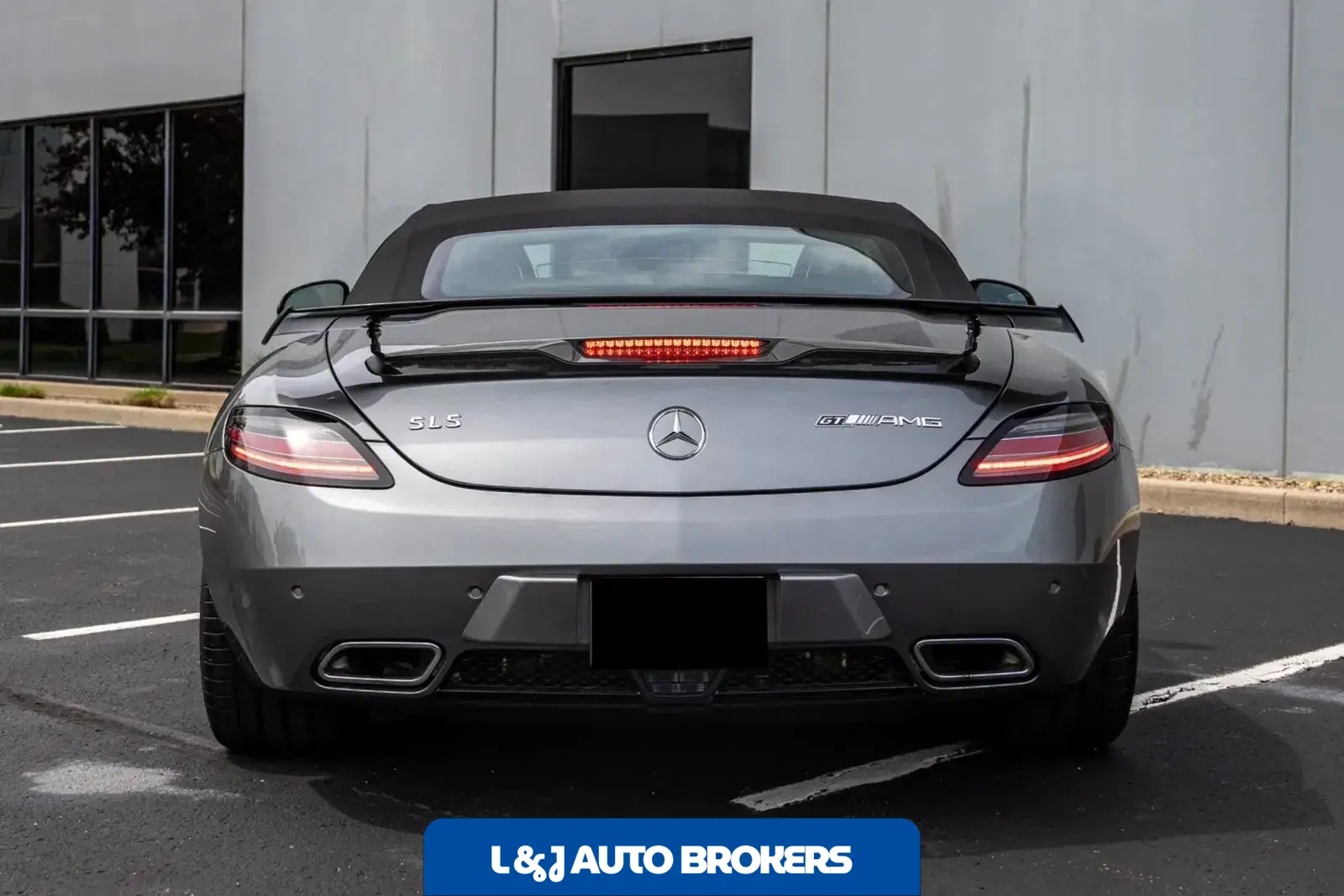 2015 Mercedes-Benz SLS AMG GT Roadster Final Edition