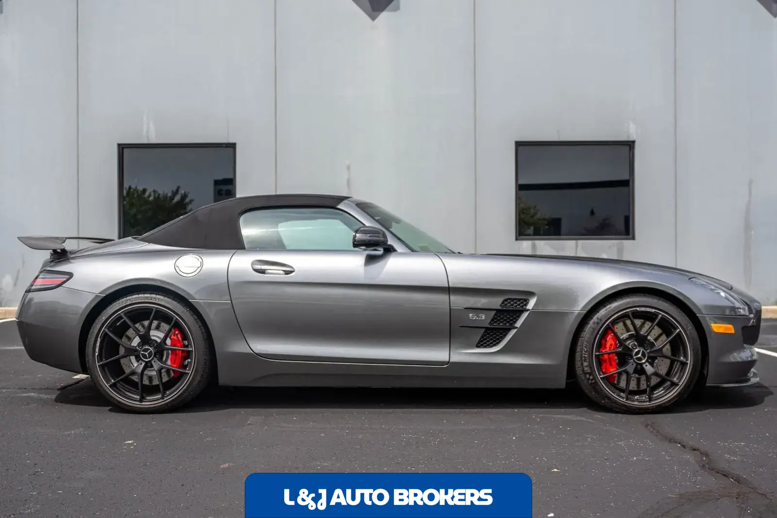 2015 Mercedes-Benz SLS AMG GT Roadster Final Edition