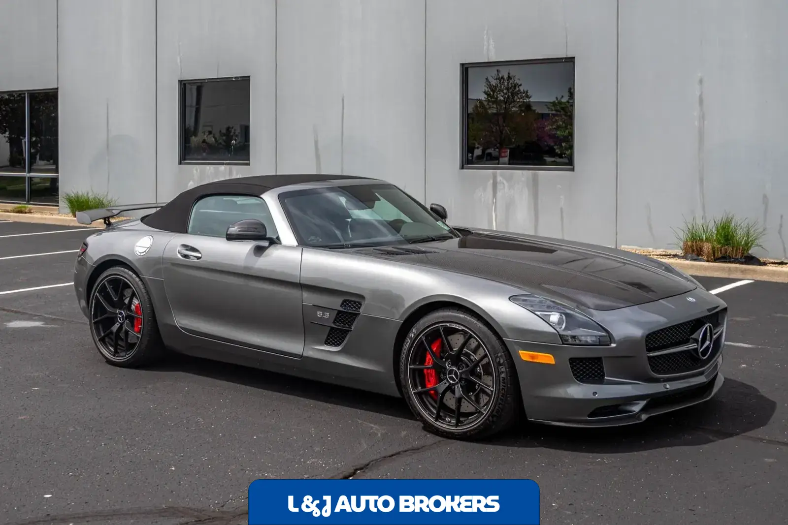 2015 Mercedes-Benz SLS AMG GT Roadster Final Edition