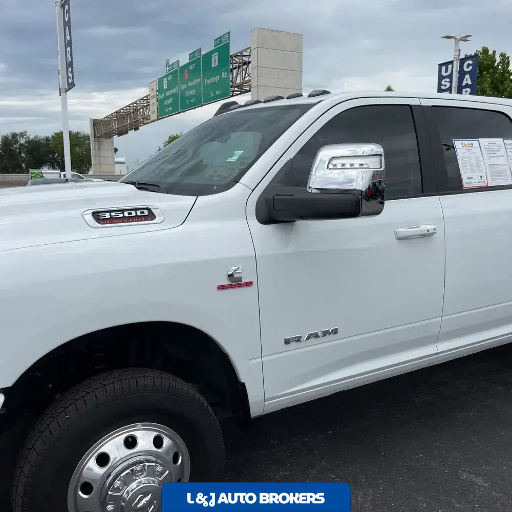 2024 Ram 3500 Laramie