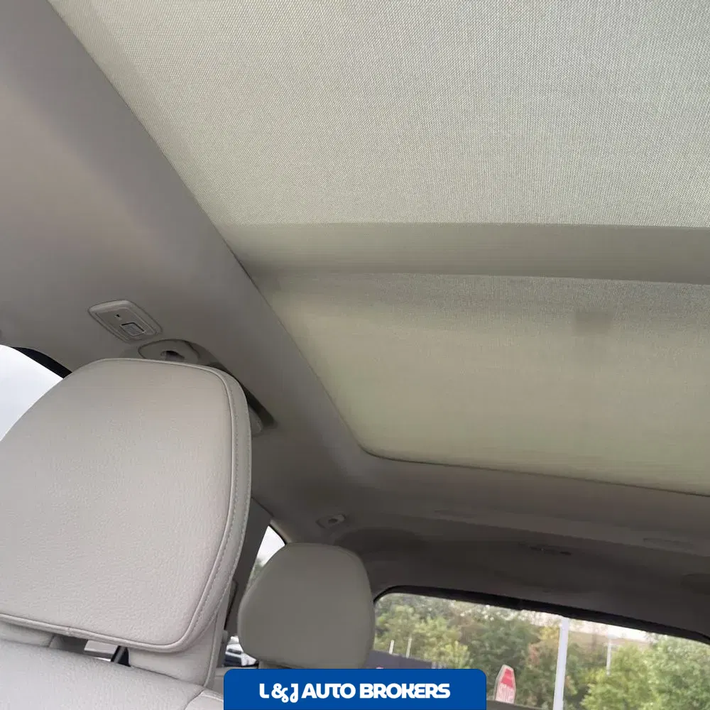 2023 Volvo XC90 T8 - Plus