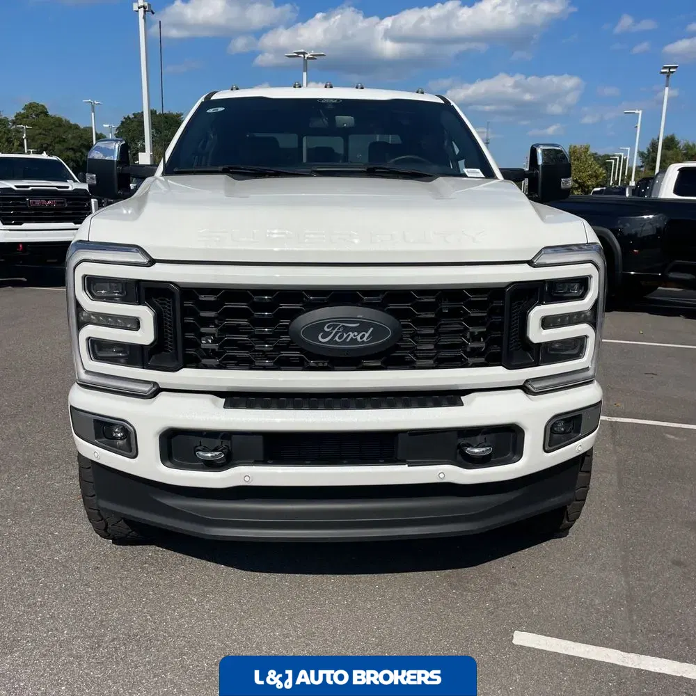 2024 Ford F-350 Super Duty Platinum