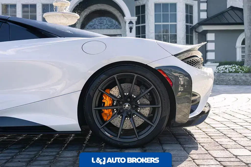 2022 McLaren 765LT Spider